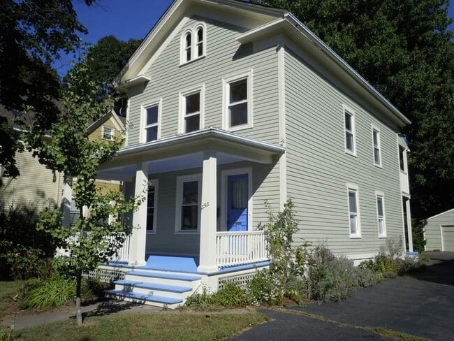 Primary Photo - 395 Central Ave
