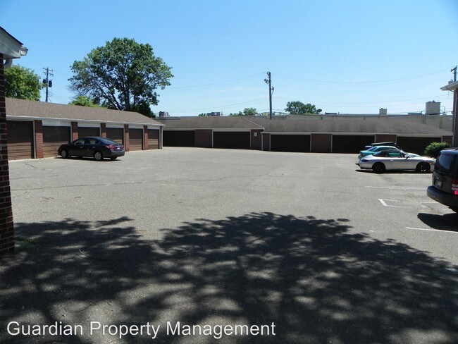 Building Photo - 1144 Dionne St