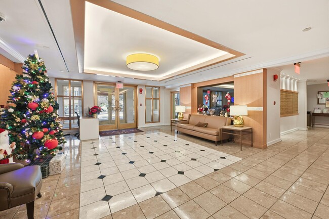 Building Photo - 1401 17th St NW