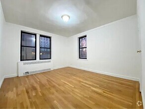 Building Photo - 3 bedroom in New York NY 10040