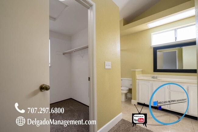 Building Photo - Benicia! Large 3 bd/2 bath