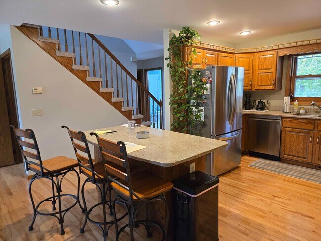 Building Photo - 14995 50th Ave