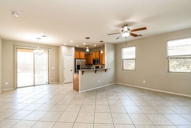 Building Photo - 7205 W Jones Ave