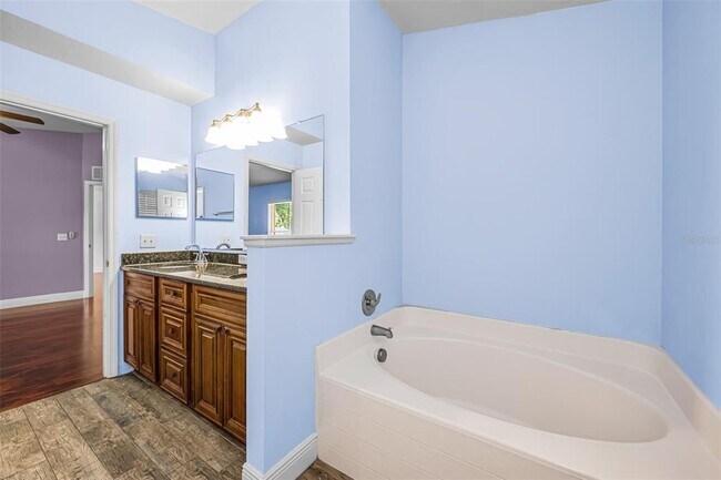 Building Photo - 17029 Torvest Ct