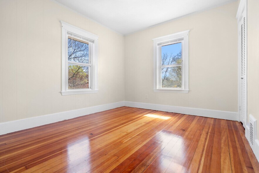 Bedroom 3 - 14 Child St