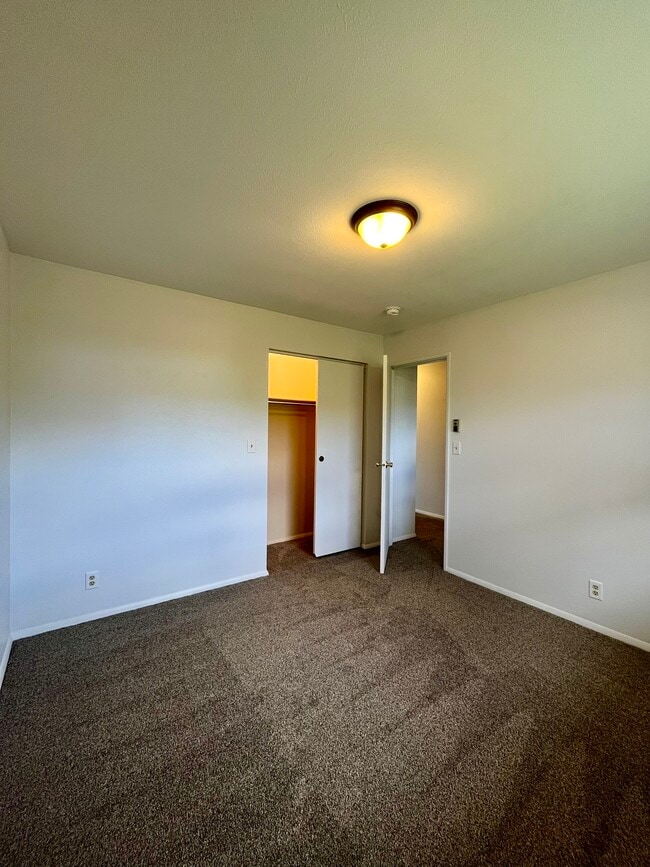 Building Photo - 767 N Macomb St