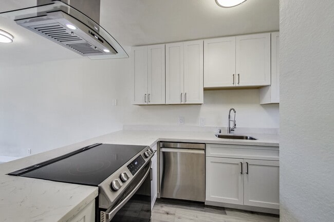 Floorplan - Laurel Haus