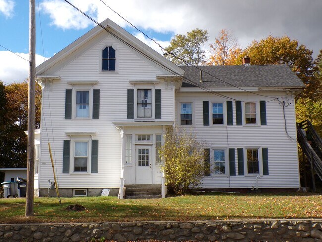 Primary Photo - 205 Main St