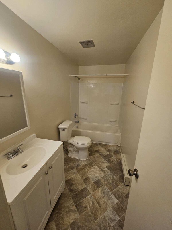 Building Photo - 4103 Pine Hollow Dr