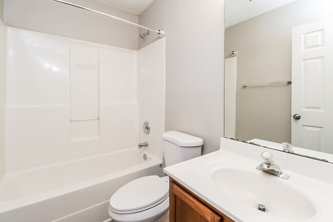 Building Photo - 7405 Chidley Dr