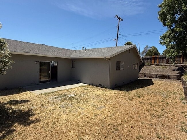 Building Photo - 3-Bedroom Single Family Home in PInole