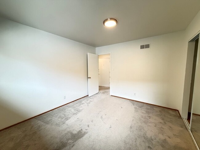 Building Photo - 2053 Central Ave