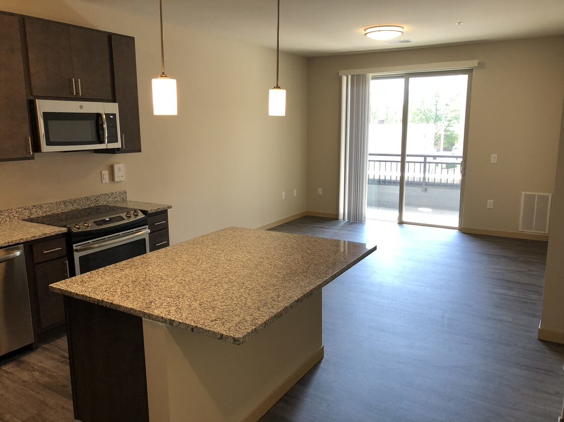 8twenty Park Madison Wi Apartment Finder