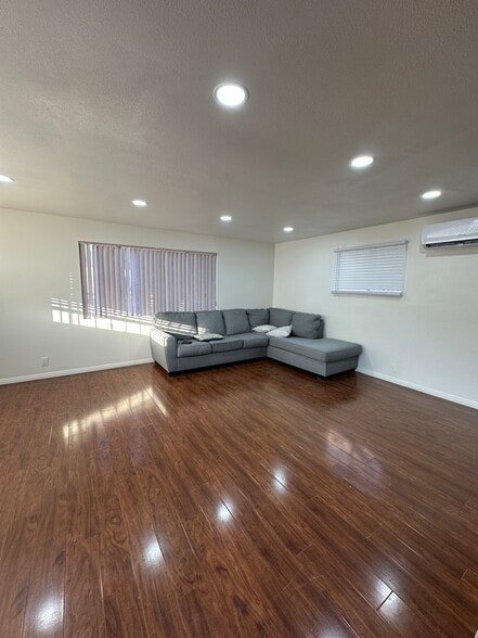 Building Photo - 9038 Newby Ave