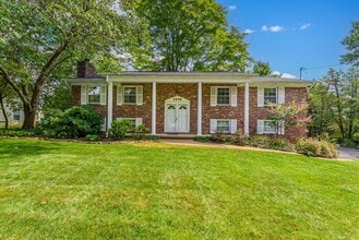 Building Photo - 9528 Gulf Park Dr