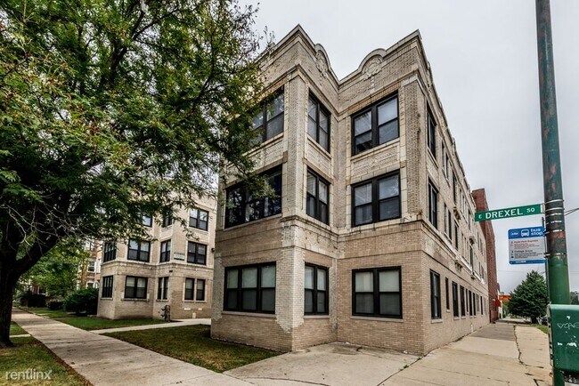 Building Photo - 801 E Drexel Square