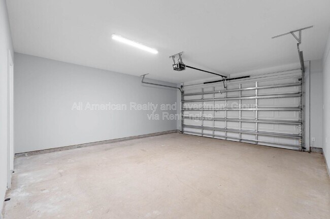 Building Photo - 181 Johnson Ct