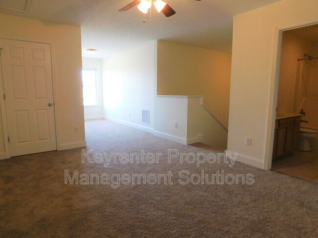 Building Photo - 34 Enchanted View Cir