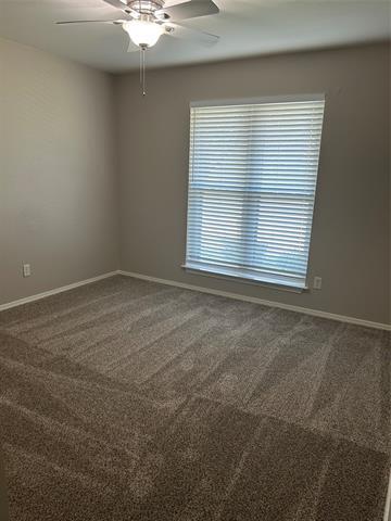 Building Photo - 2424 Oak Grove Dr