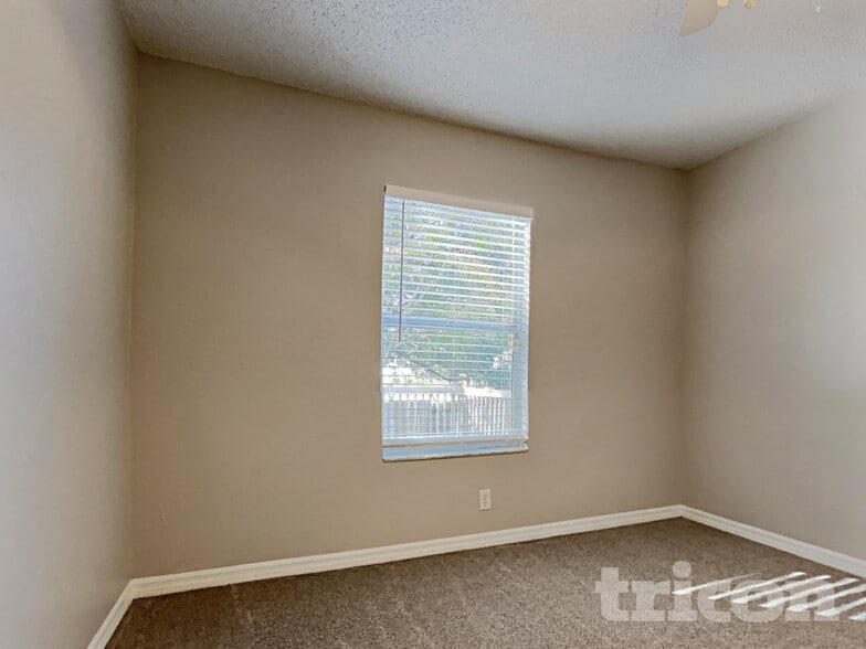 Building Photo - 4708 Kilkenny Dr