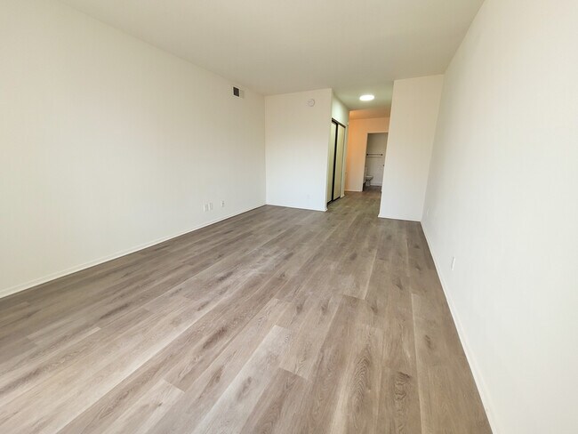 Building Photo - Magnolia View Apartments