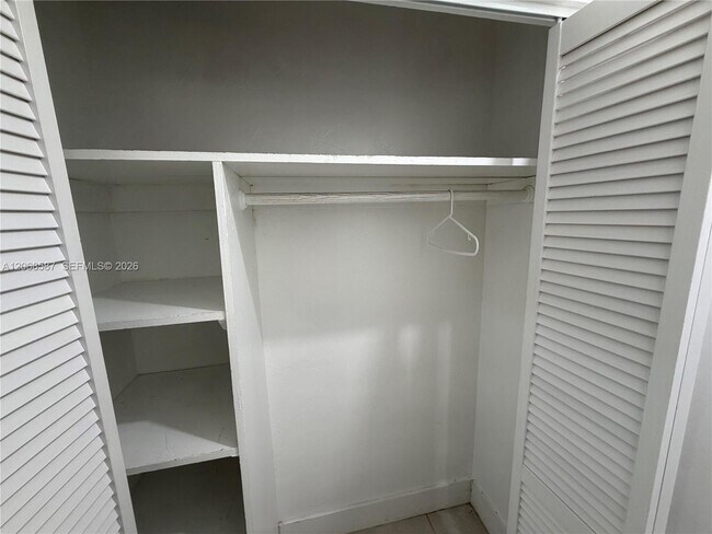 Building Photo - 4229 Bougainvilla Dr