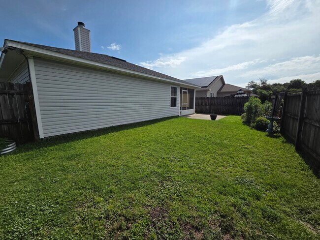 Building Photo - 1973 Catline Cir