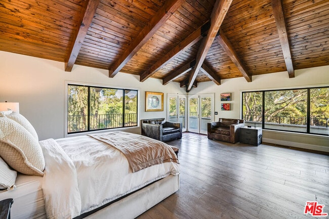 Building Photo - 2975 Calle Bonita