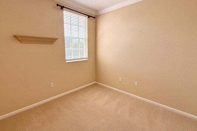 Building Photo - 7539 SW Herrington Ln