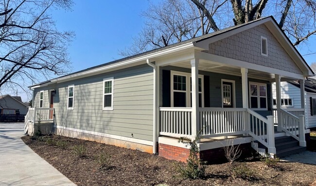Building Photo - Newly Built Home minutes from Downtown Madison