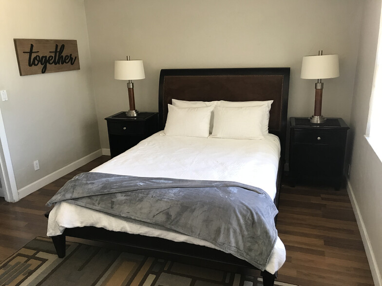 Bedroom - 6200 NE 22nd Way