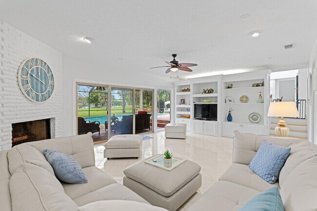 Building Photo - 2626 Erickson Dr