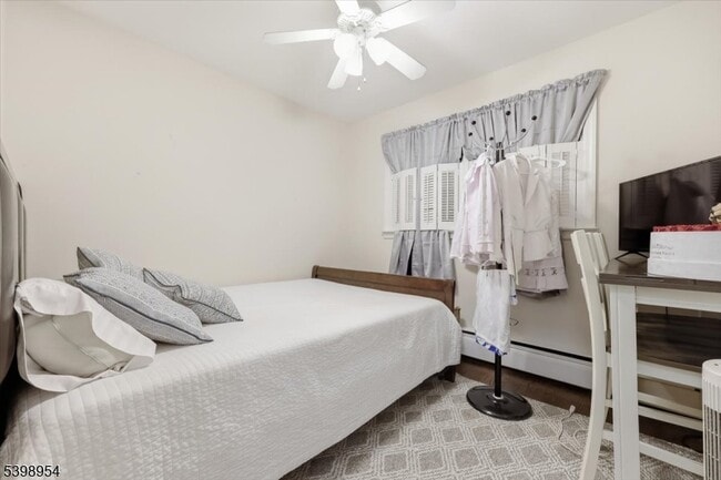 Building Photo - 67 Norwood Ave