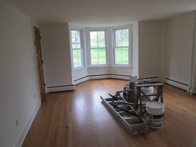 LIVING ROOM - 700 Main St