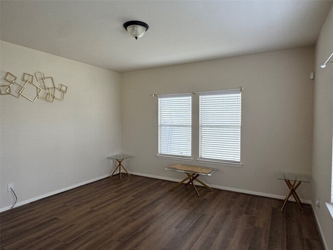 Building Photo - 4030 Mossy Pl Ln