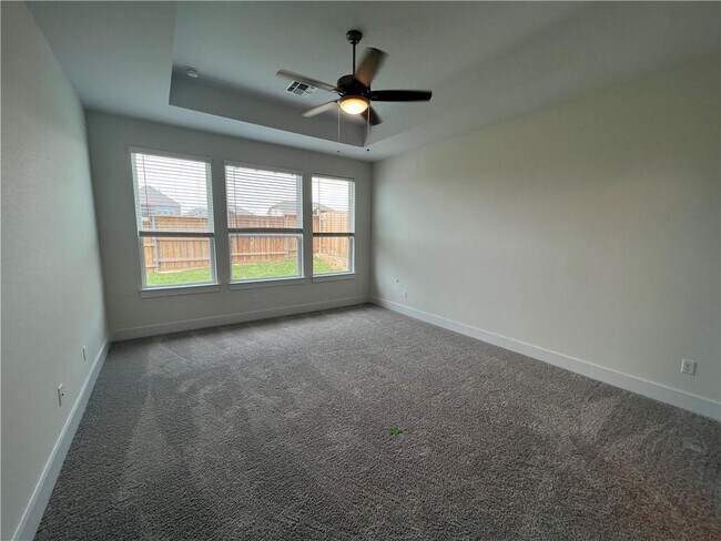 Building Photo - 982 Wild Pecan Lp