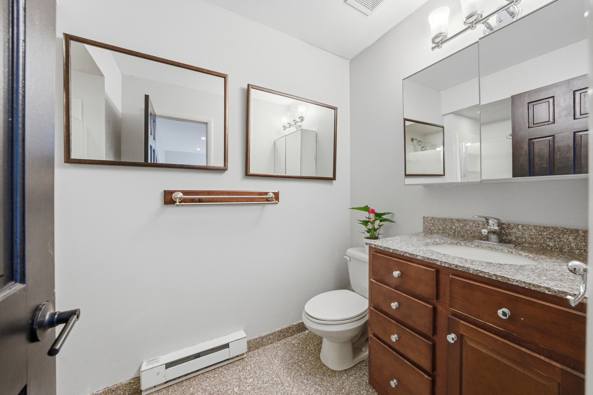 Building Photo - 160 Overlook Dr