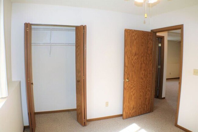 Building Photo - $1,075 | 2 Bedroom, 1 Bathroom 1st Floor Condo | Pet Friendly!* | Available for July 27th, 2026 M...