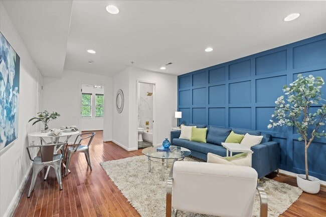 Building Photo - Stylish Trinidad 2BR/2BA Condo with Contemporary Upgrades and Skylights