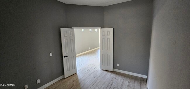 Building Photo - 17913 W Desert View Ln