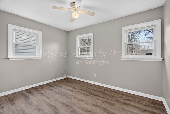 Building Photo - 1157 Redman Blvd