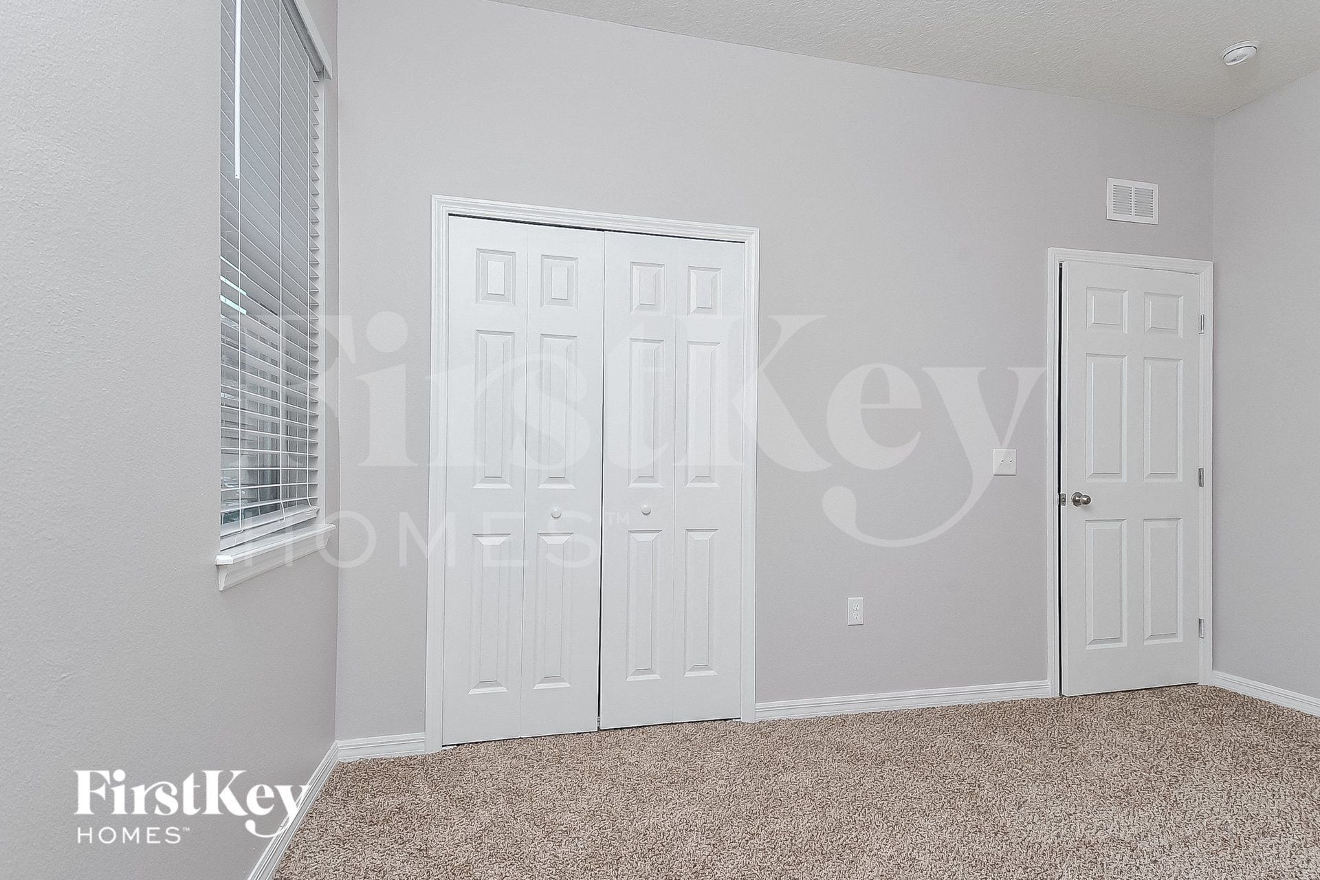 Building Photo - 5276 Krenson Woods Way