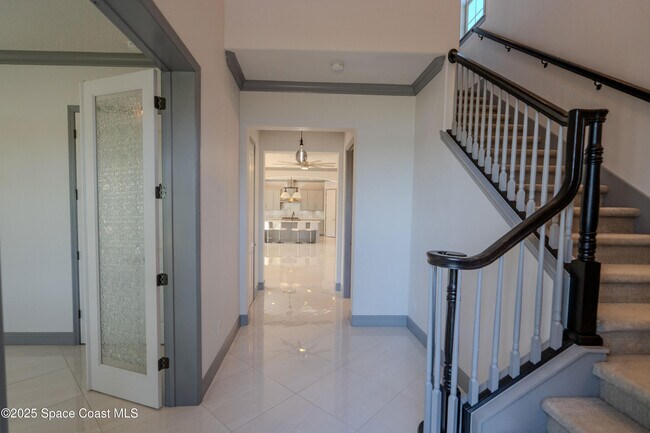 Building Photo - 2453 Rodina Dr