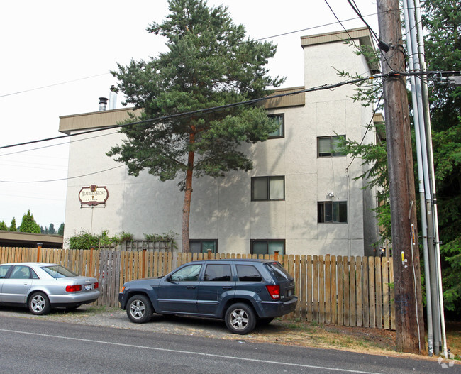 Building Photo - Heatherstone Park Apartments