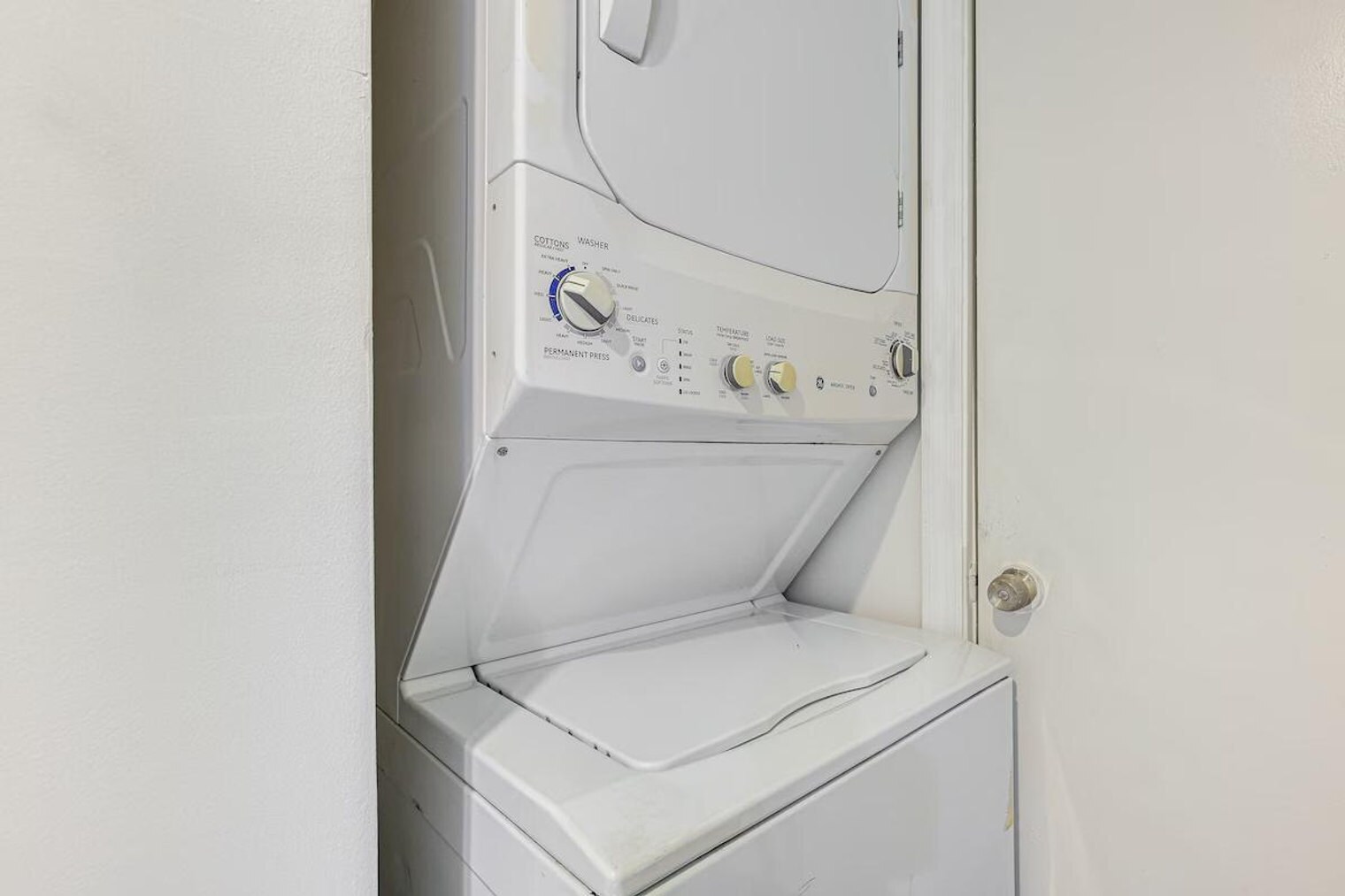 Building Photo - 3960 NW 189th Terrace