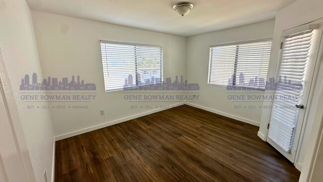 Building Photo - Stunning Imperial Beach 2BR/2BA Condo – 2-Car Garage, In-Unit W/D & Dual Private Patios Near the ...