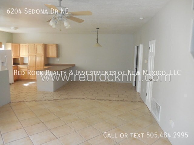 Building Photo - 6204 Sedona Dr NE