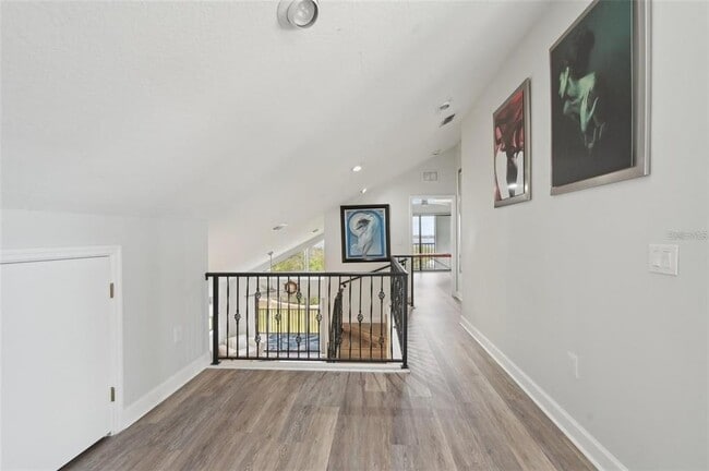Building Photo - 515 Leffingwell Ave