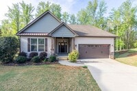 Building Photo - Fantastic Location & Price