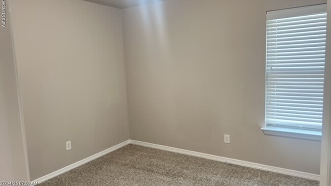 Building Photo - 1509 Weeping Willow Ln